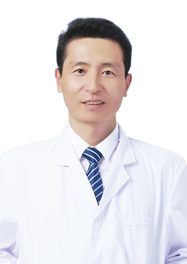 尹万昕医生.jpg
